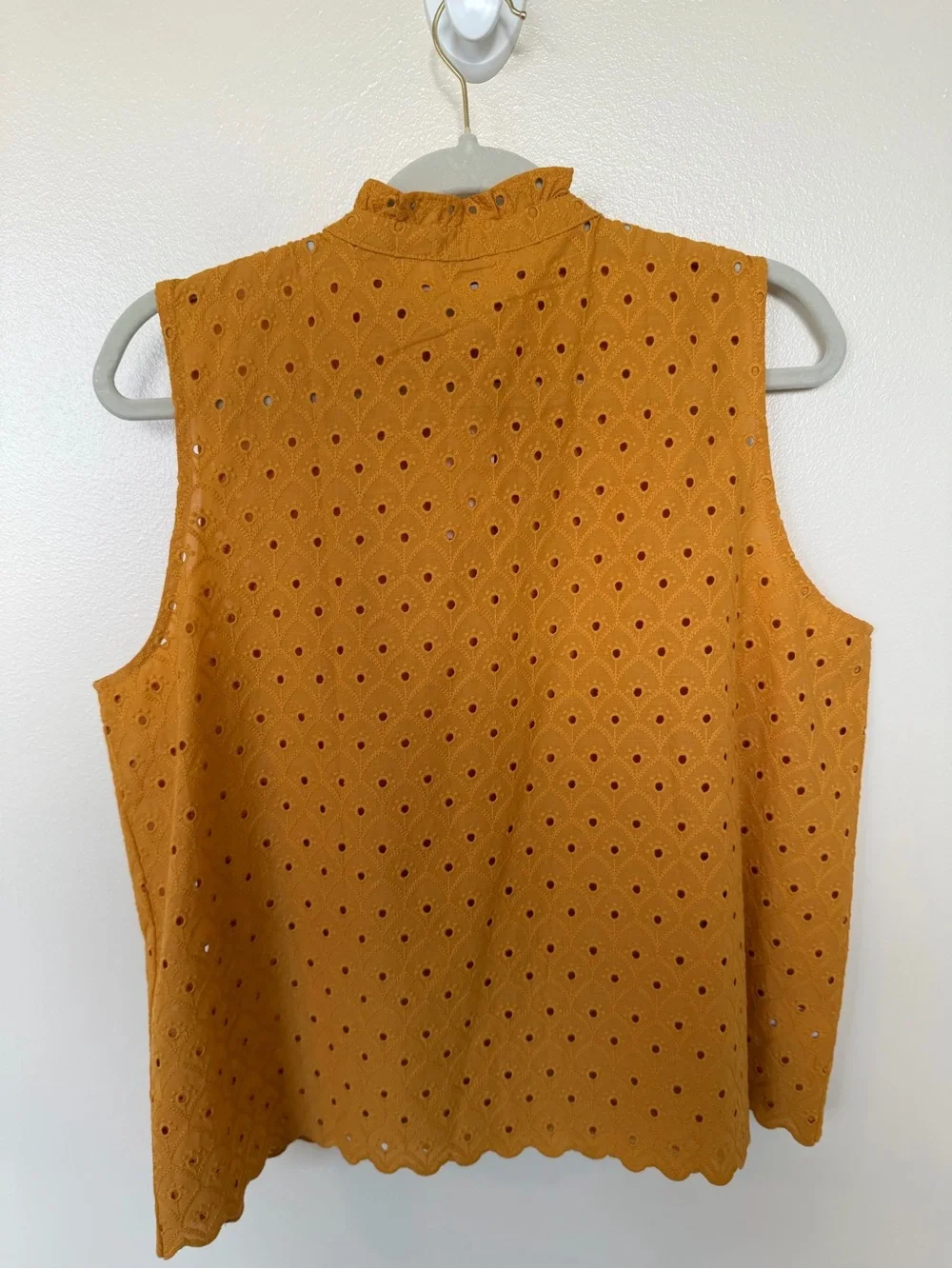 LOFT Mustard Gold Eyelet Blouse Tank - Picture 4 of 4